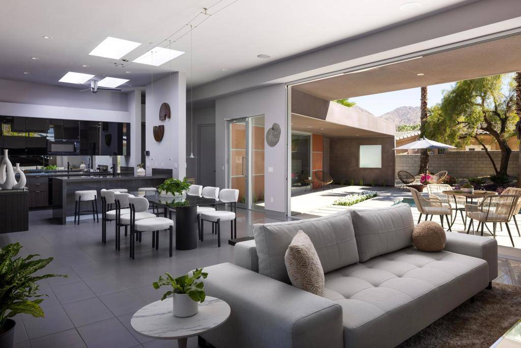 Palm Desert, CA 92260,74755 Del Coronado DR