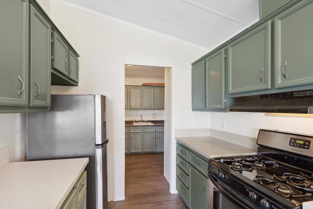 Palm Desert, CA 92260,73450 Country Club DR #125