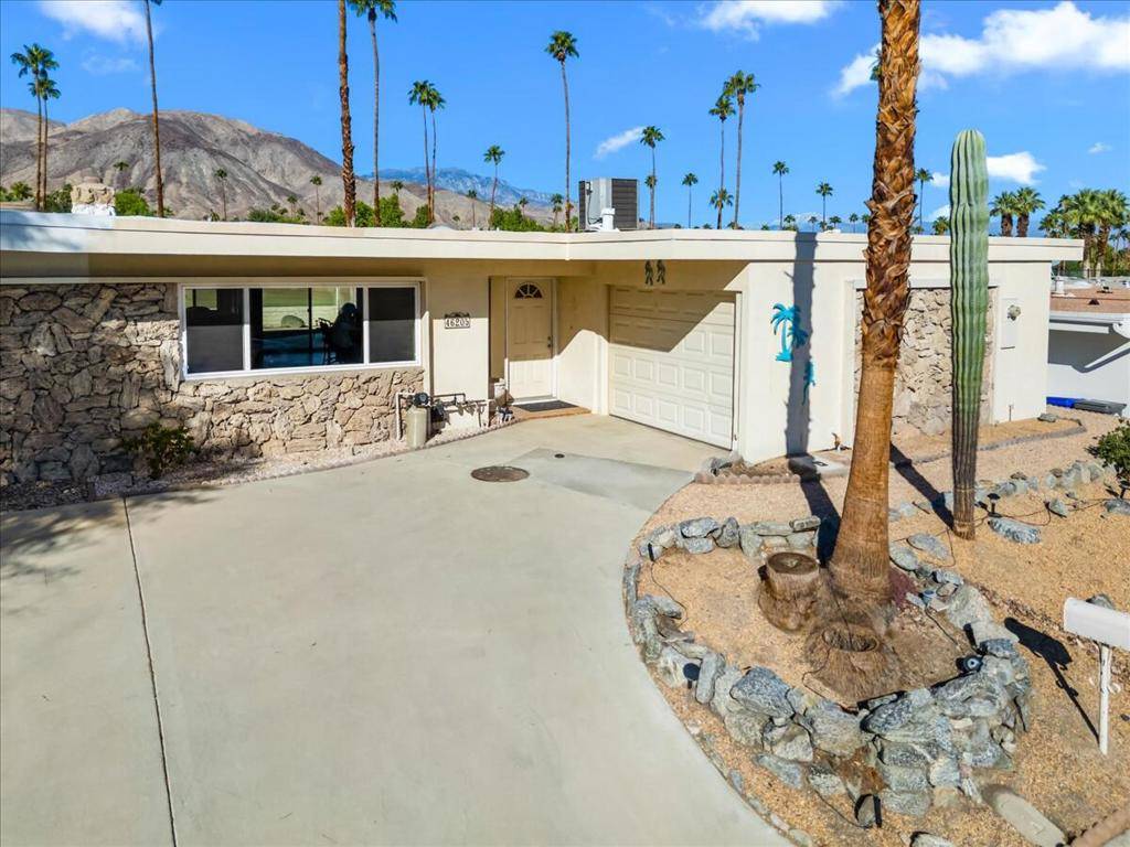 Palm Desert, CA 92260,46205 Burroweed LN