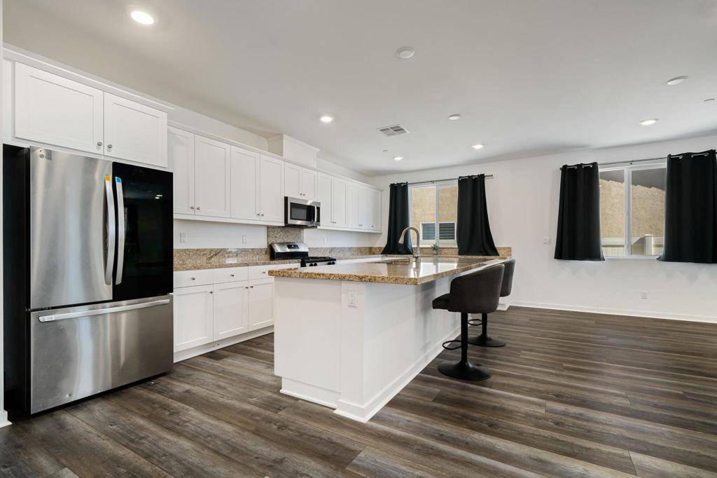 Desert Hot Springs, CA 92240,11689 S Crescent ST