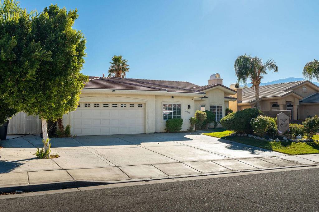 Desert Hot Springs, CA 92240,67933 Alexandria CT