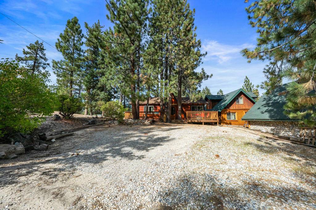 Big Bear, CA 92315,38692 Talbot DR