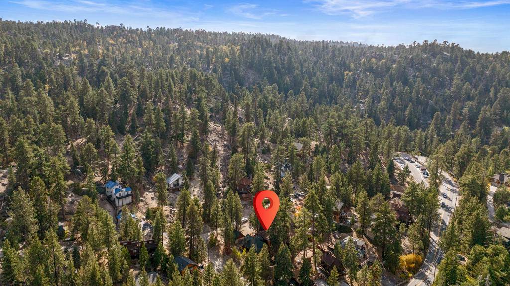 Big Bear, CA 92315,38692 Talbot DR