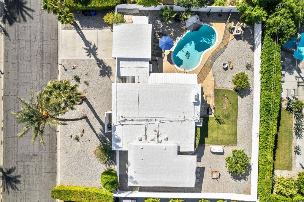 Palm Springs, CA 92262,2211 N Starr RD