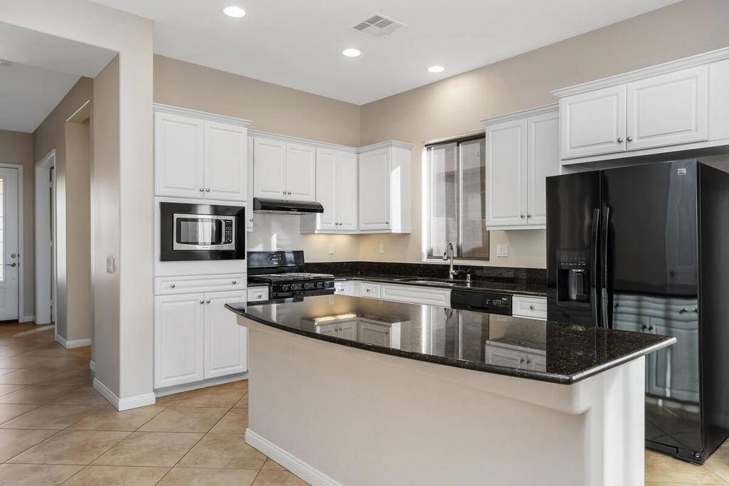 Indio, CA 92203,38555 Camino Aguacero