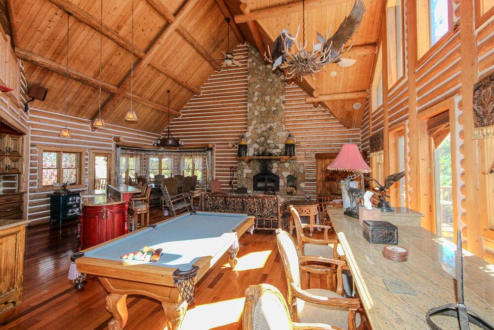 Big Bear, CA 92315,42843 Eagles Flight PL