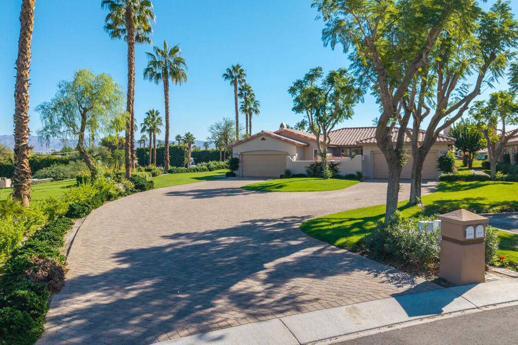 La Quinta, CA 92253,48160 Casita DR