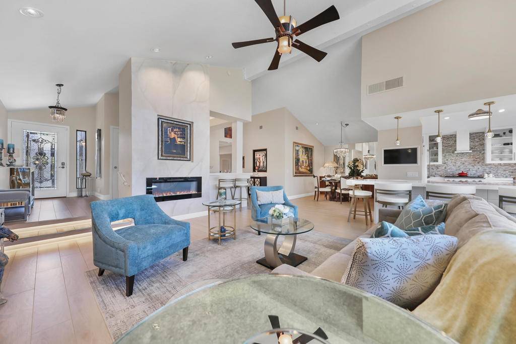 Palm Desert, CA 92211,132 Running Springs DR