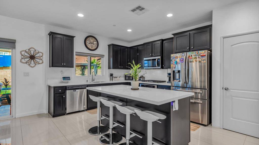 Indio, CA 92203,44801 Beringer DR