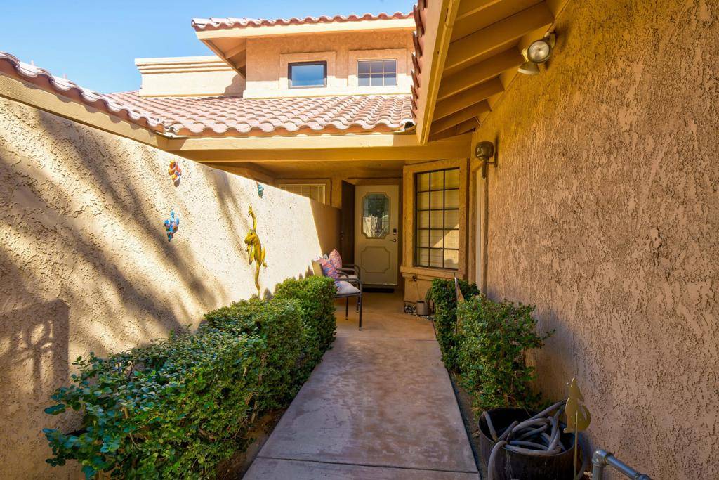 Palm Desert, CA 92211,77796 Woodhaven DR S