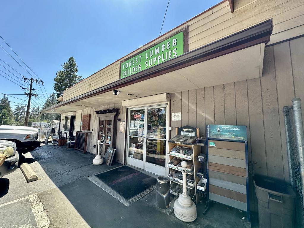 Idyllwild, CA 92549,54200 Pine Crest AVE