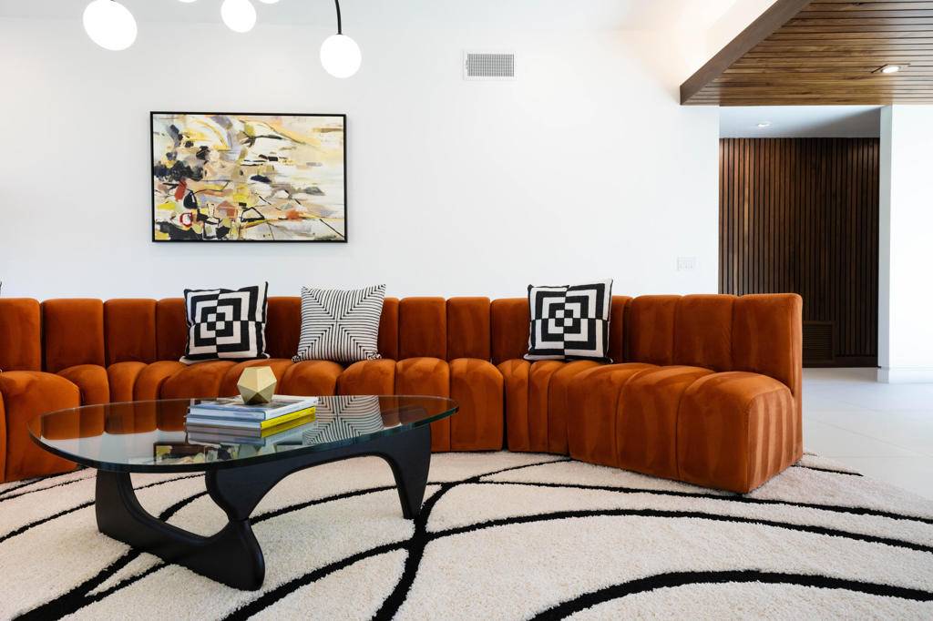 Indian Wells, CA 92210,76670 Lark LN