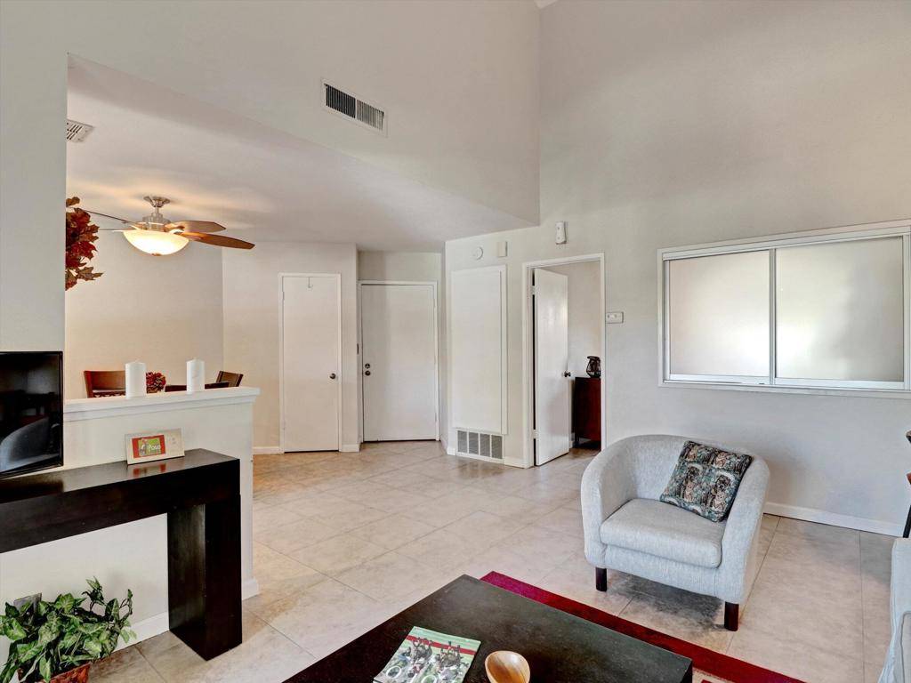 Indio, CA 92201,48255 Monroe ST #15