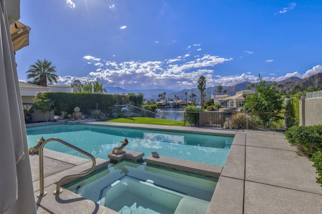 La Quinta, CA 92253,47295 Via Koron