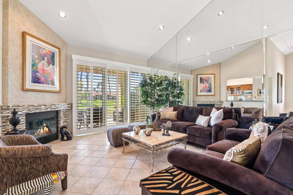 Palm Desert, CA 92211,38487 Gazania CIR