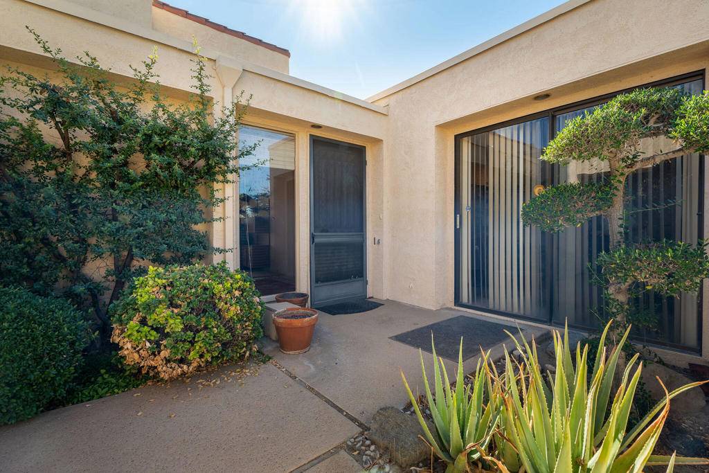 Rancho Mirage, CA 92270,616 Desert West DR