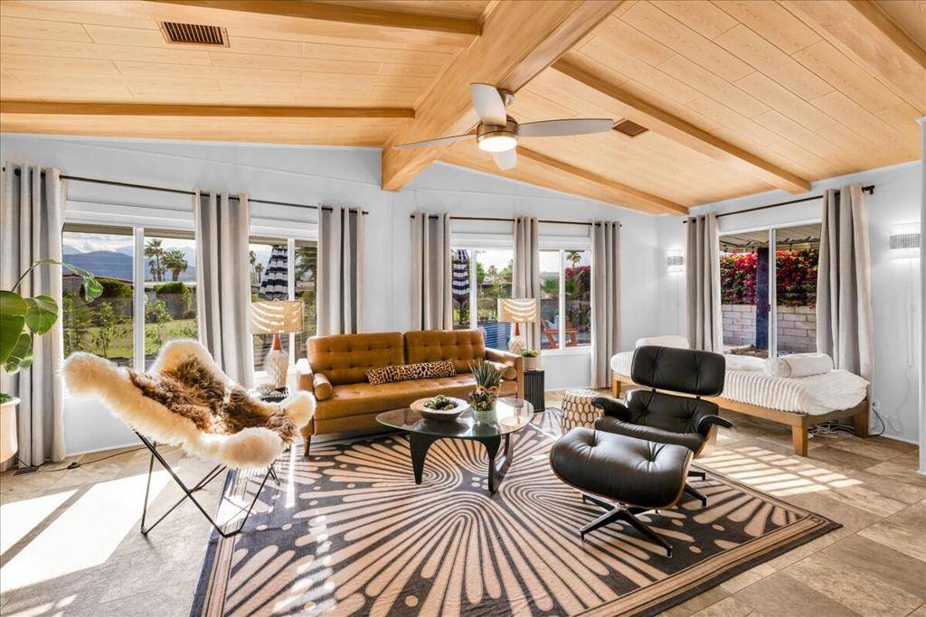 Palm Desert, CA 92260,72967 Cabazon Peak DR