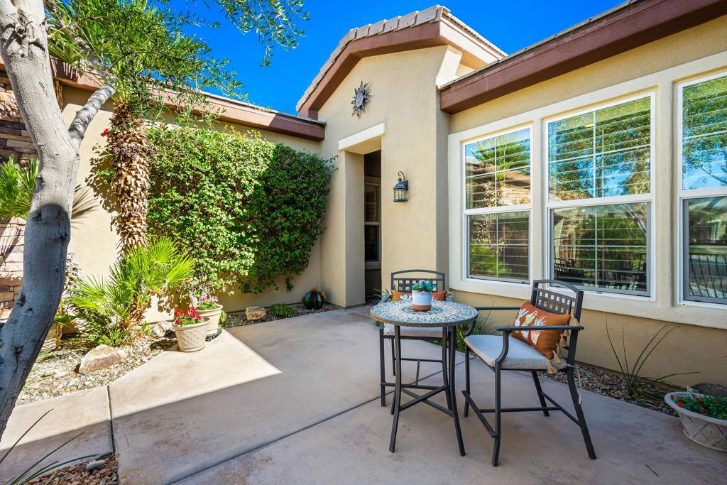 La Quinta, CA 92253,60590 Lace Leaf CT