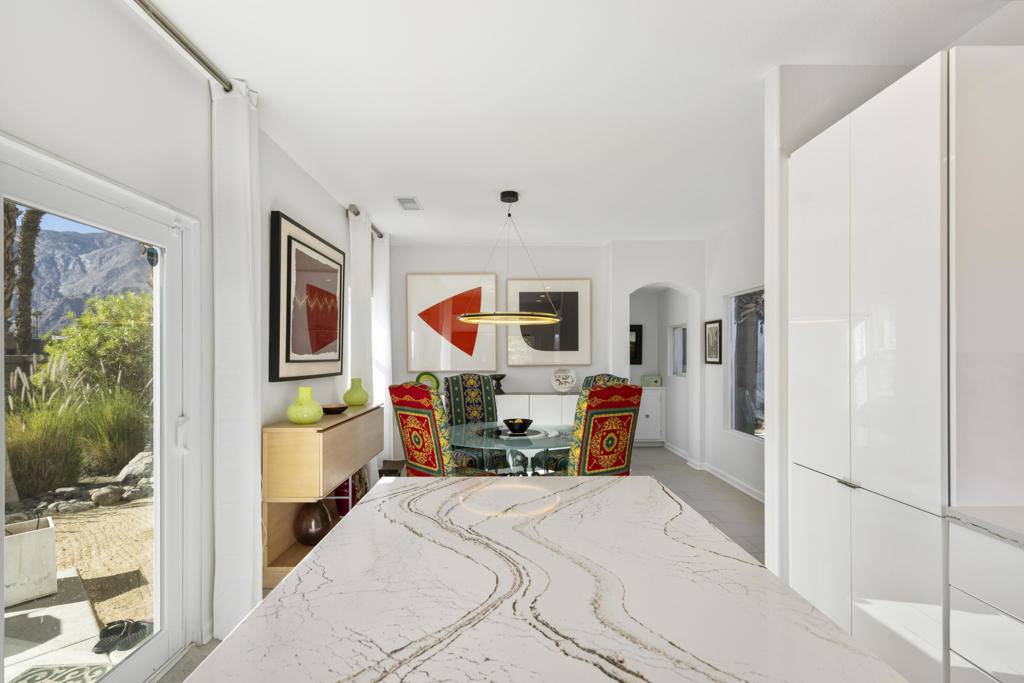 Palm Springs, CA 92262,2900 S Redwood DR