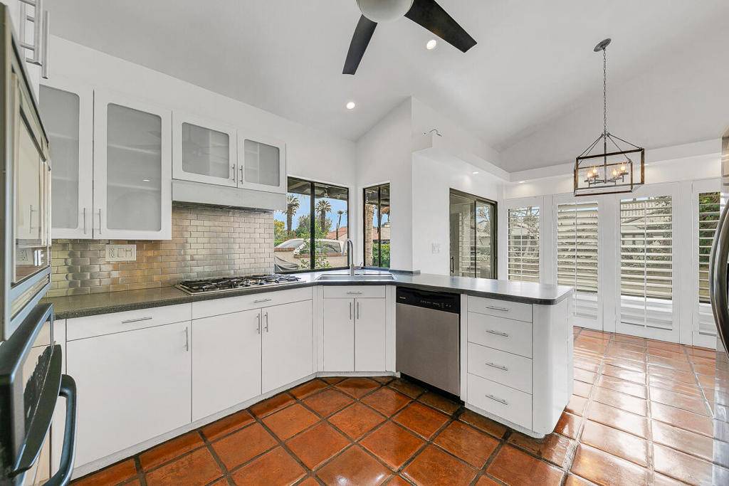 Rancho Mirage, CA 92270,60 Calle Solano