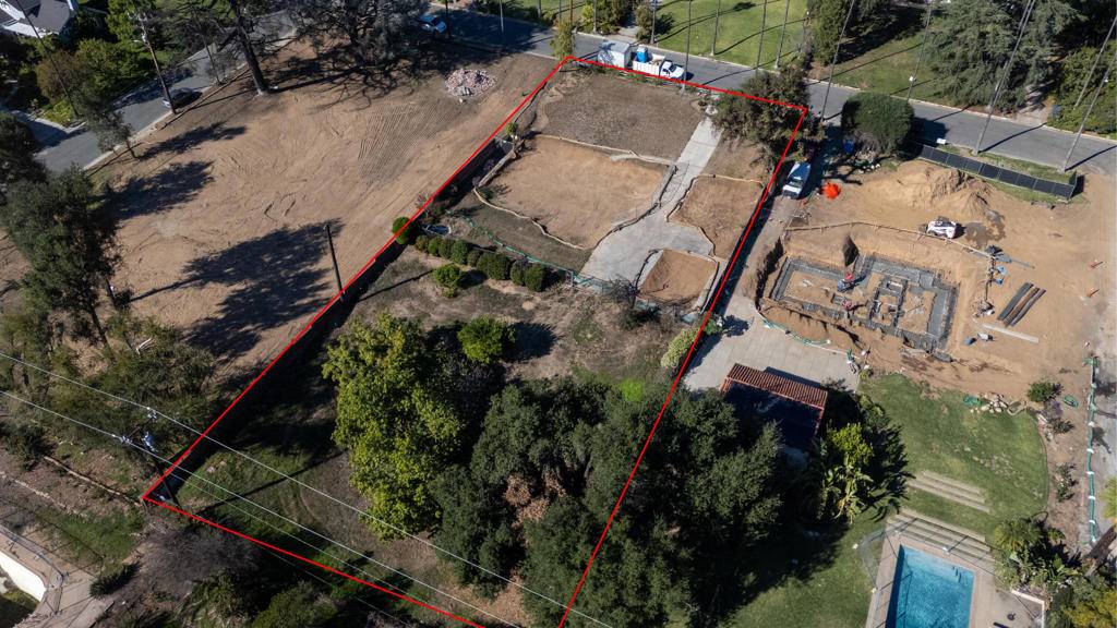 Altadena, CA 91001,1660 Homewood DR