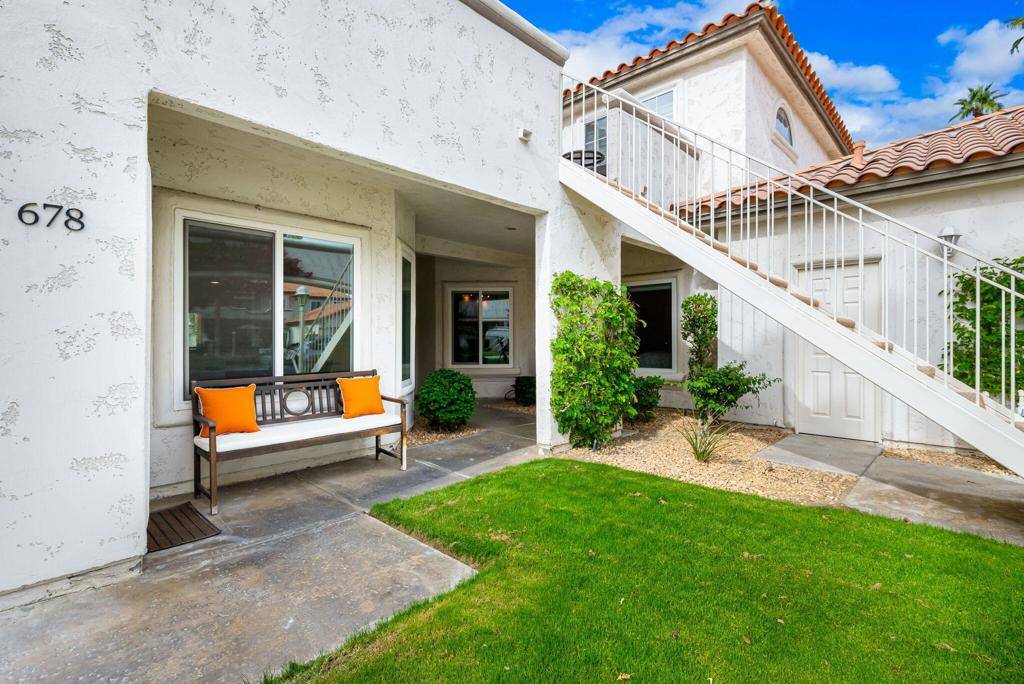 Palm Desert, CA 92211,678 Vista Lago CIR N