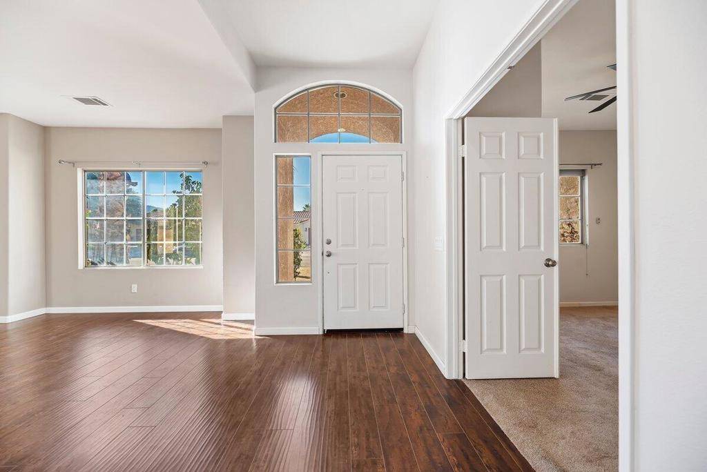 La Quinta, CA 92253,44800 Calle Santa Barbara