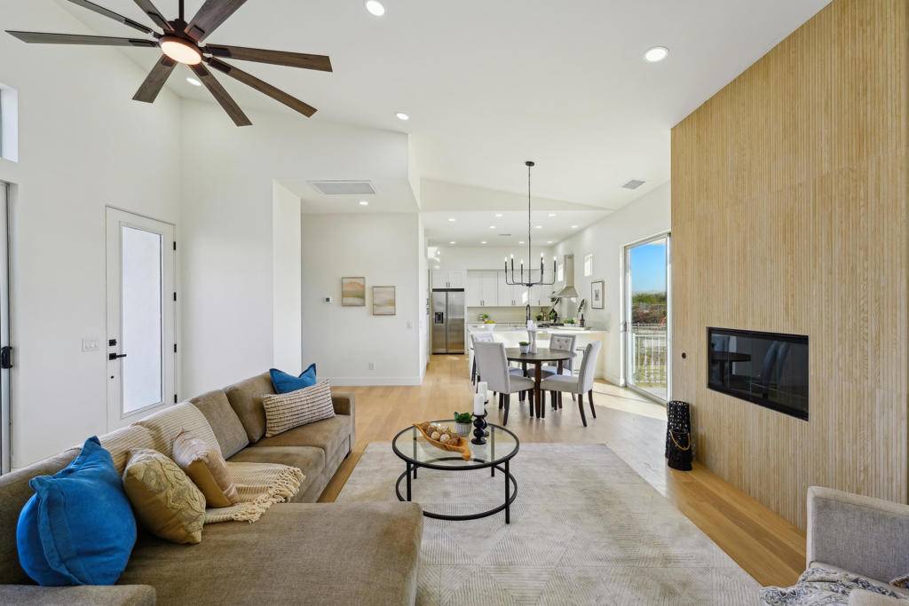 Desert Hot Springs, CA 92241,67725 Broken Arrow LN