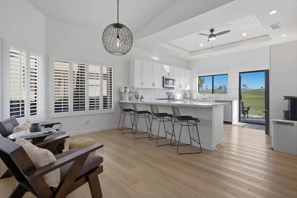 La Quinta, CA 92253,54860 Oak Tree #A32