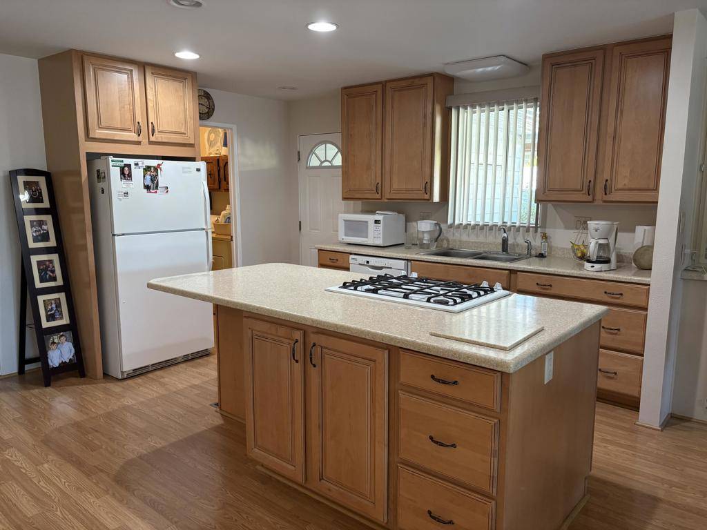 Palm Desert, CA 92260,39077 Moronga Canyon DR