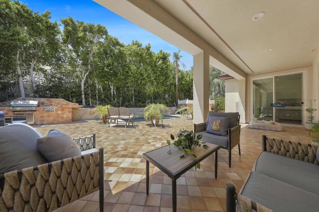 La Quinta, CA 92253,60755 Living Stone DR