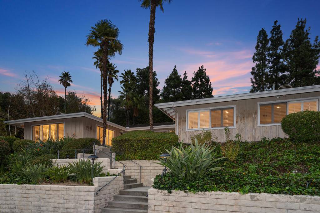 Encino, CA 91436,16445 Garvin DR