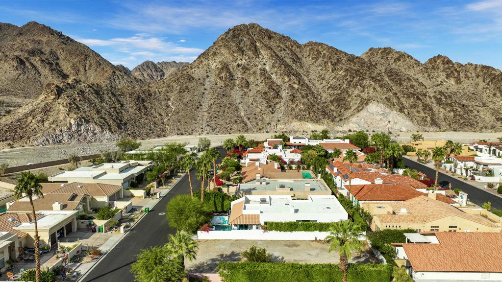 La Quinta, CA 92253,51380 Avenida Juarez