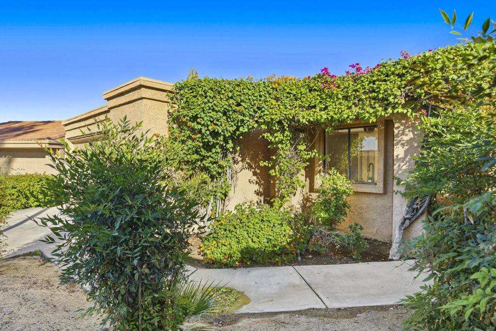 Palm Desert, CA 92260,44695 Monaco CIR