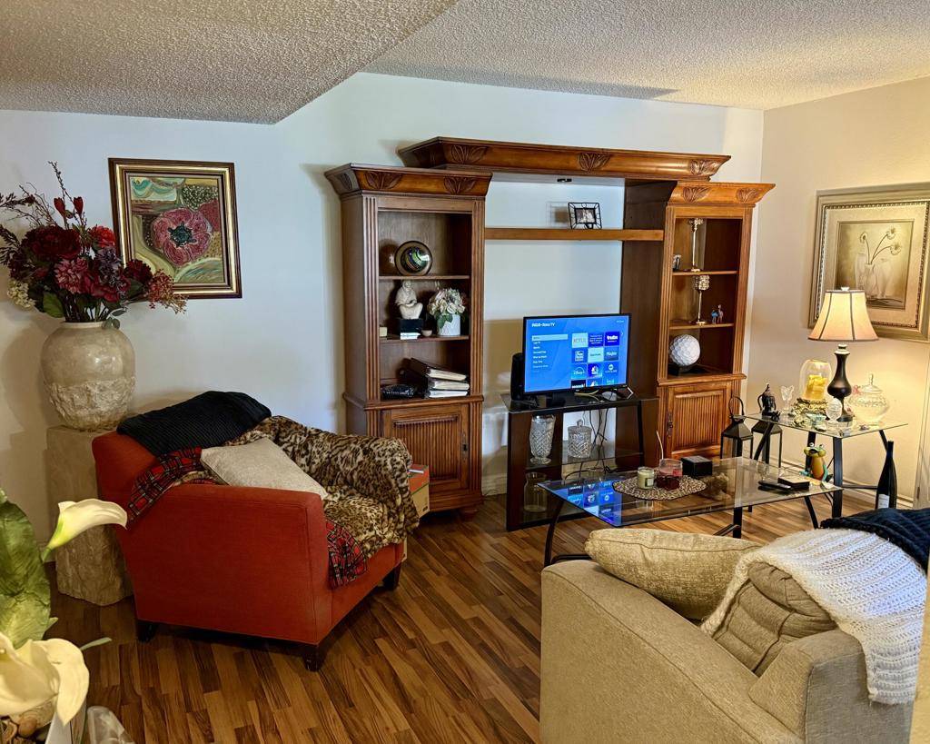 Palm Springs, CA 92264,5301 E Waverly Dr. #173