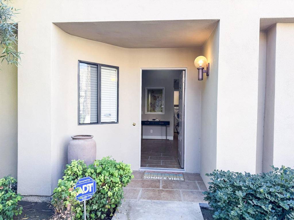 La Quinta, CA 92253,54974 Oaktree #A24