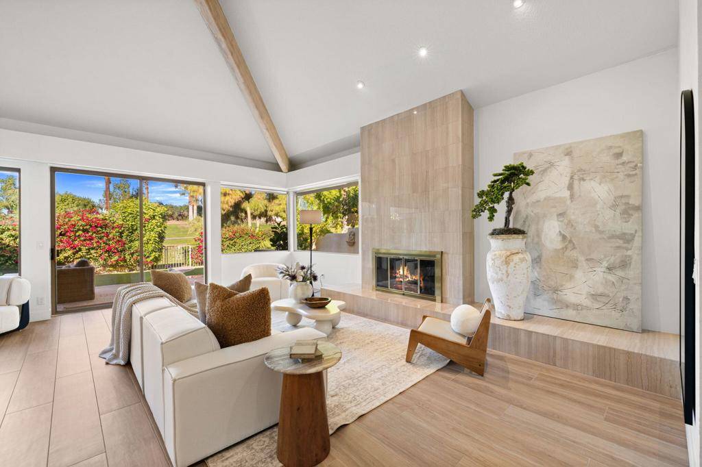 Rancho Mirage, CA 92270,47 N Kavenish DR