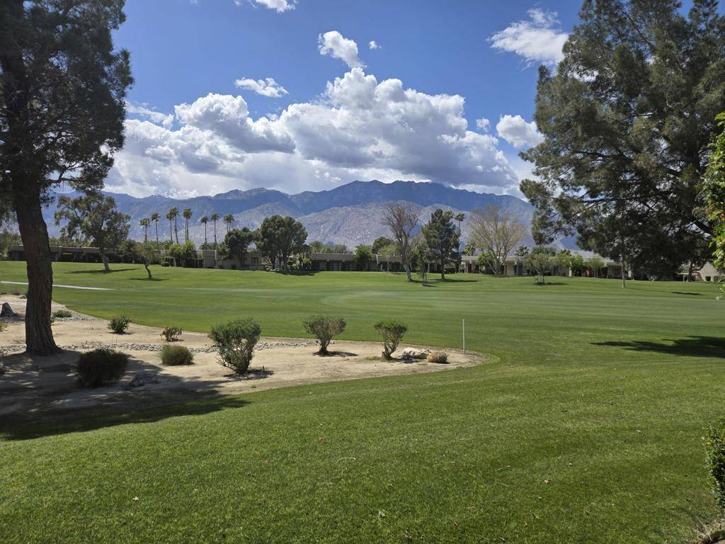 Cathedral City, CA 92234,28667 Taos CT