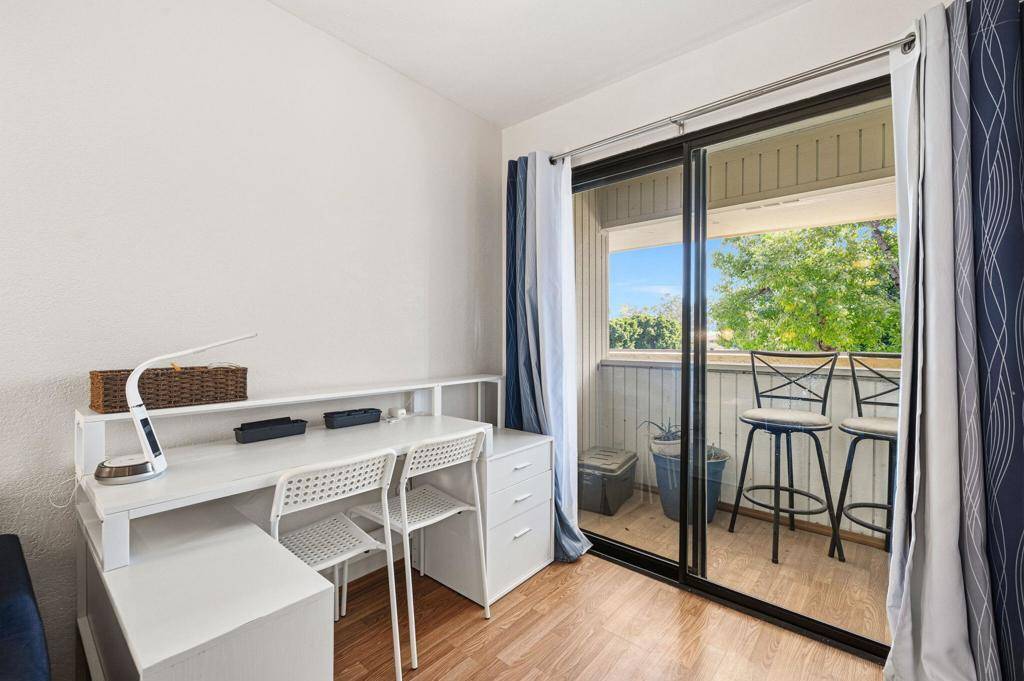 Palm Springs, CA 92262,2822 N Auburn CT #205