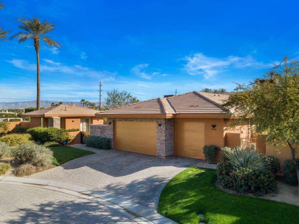 La Quinta, CA 92253,50020 Via Puente