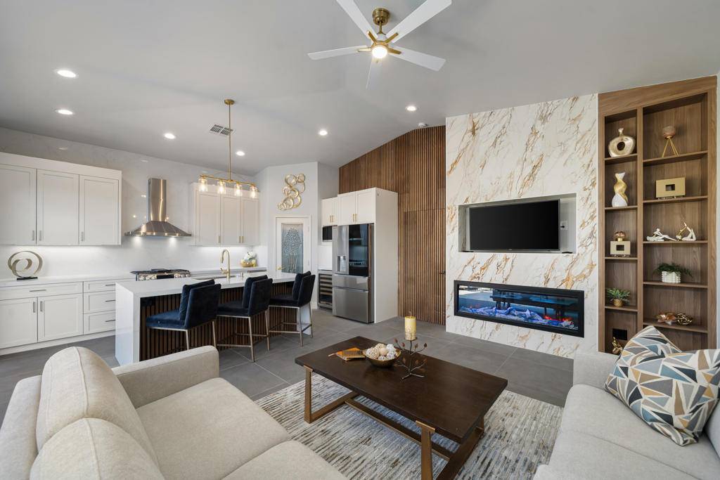 Indio, CA 92201,48170 Hjorth ST #71