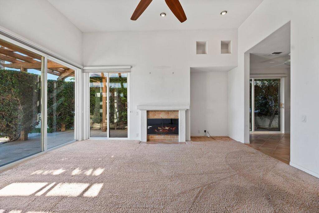 La Quinta, CA 92253,48420 Via Solana