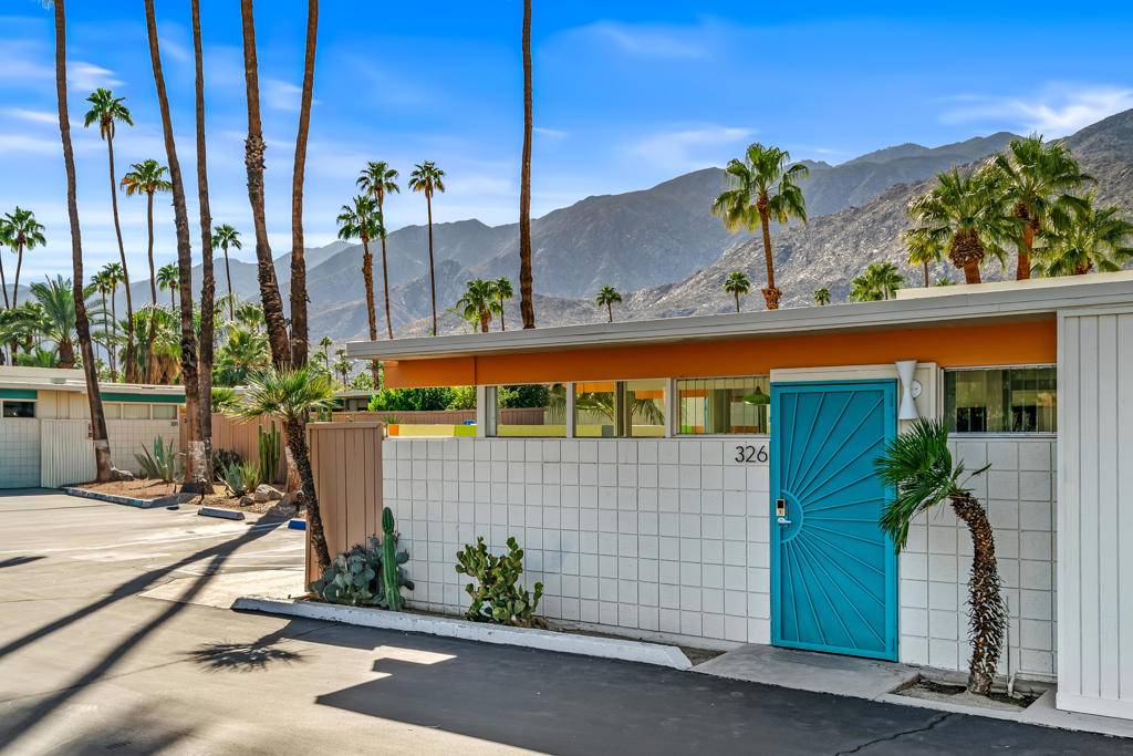 Palm Springs, CA 92264,1111 E Palm Canyon DR #326
