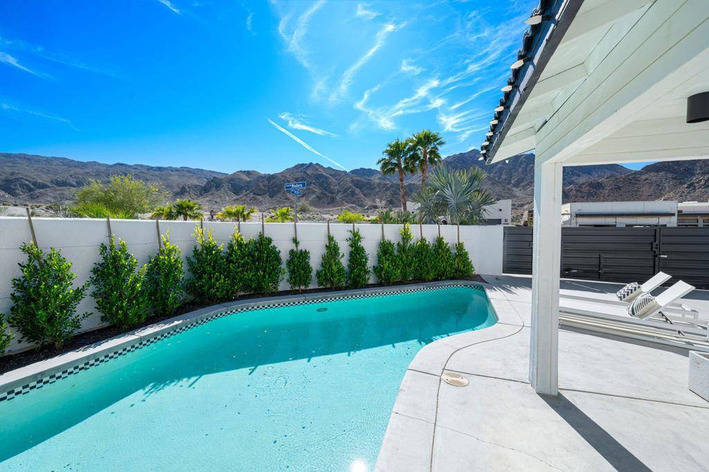 La Quinta, CA 92253,54990 Avenida Madero