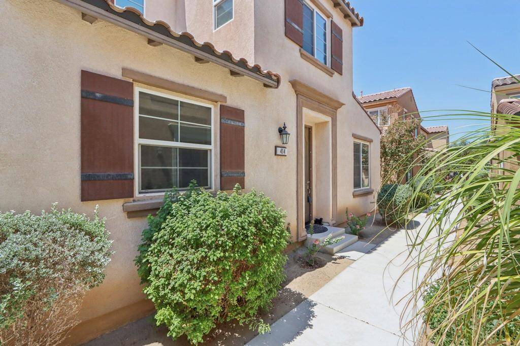 Palm Desert, CA 92211,414 Via De La Paz