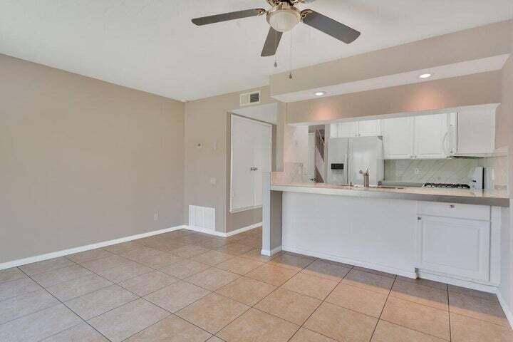 Palm Springs, CA 92264,34 Lakeview CIR