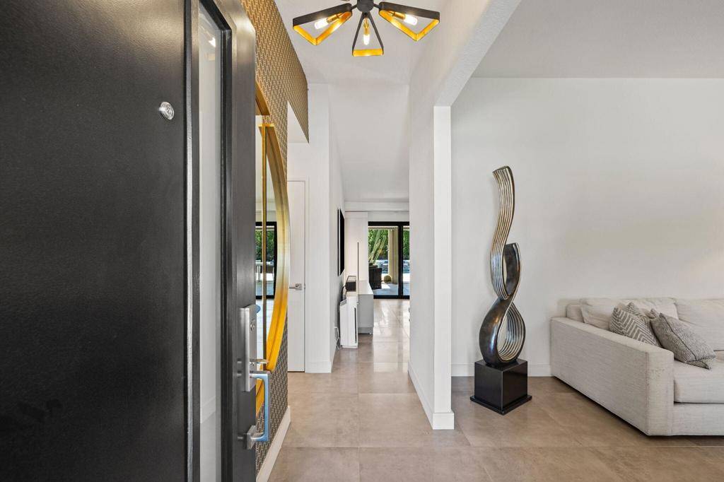 Palm Springs, CA 92262,2777 E San Juan RD