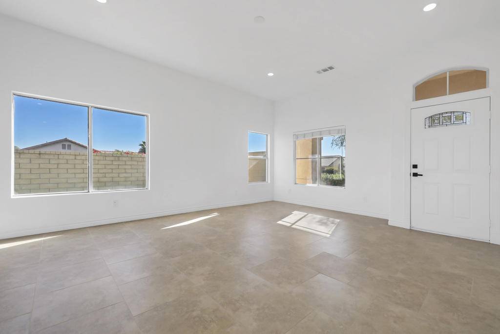 Cathedral City, CA 92234,69624 Northhampton AVE