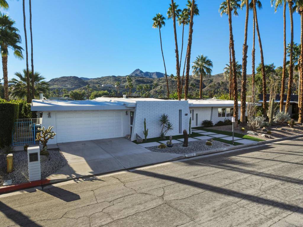 Palm Springs, CA 92264,5337 E Lakeside DR
