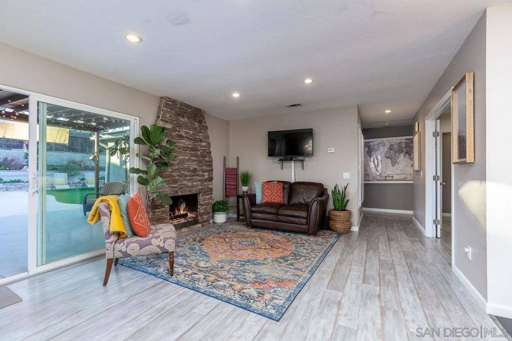 Escondido, CA 92026,1323 Pleasant Hill Street